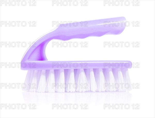 Kitchen scrubber in front of a white background