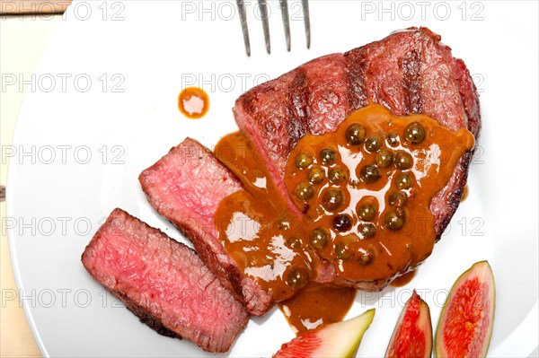 Beef filet mignon with green peppercorn creamy sauce ou poivre vert