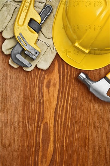 Copy view of the tools on a wooden board