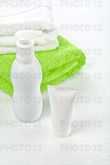 Bottle tube and cotton towels