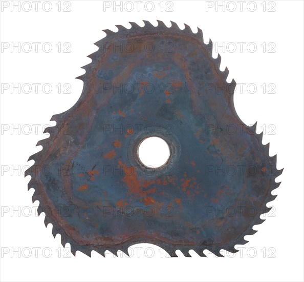 Circular saw blade for cutting wood