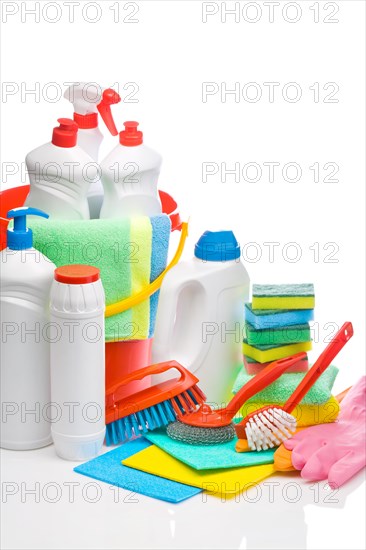 Composition of cleaning agents for copy rooms