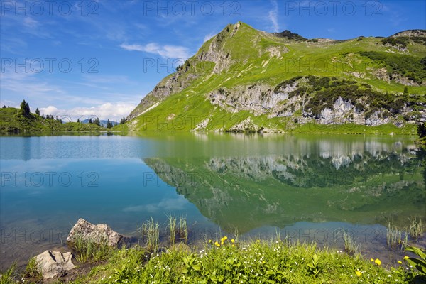 Seealpsee and Seekoepfel