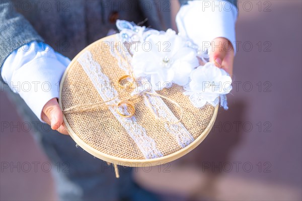 Cloth stand with rings for a beautiful wedding