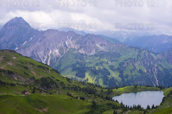 Panorama from the Zeigersattel to the Seealpsee