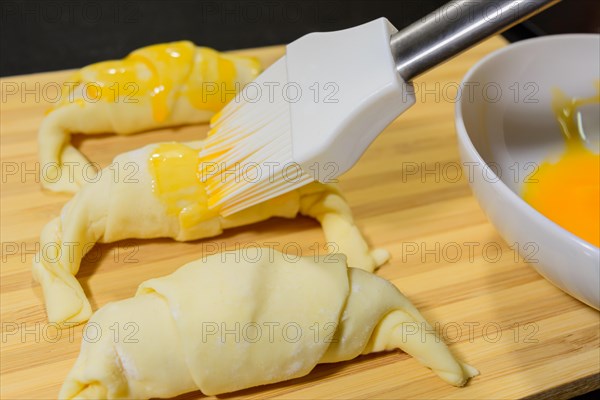 Preparation of croissants