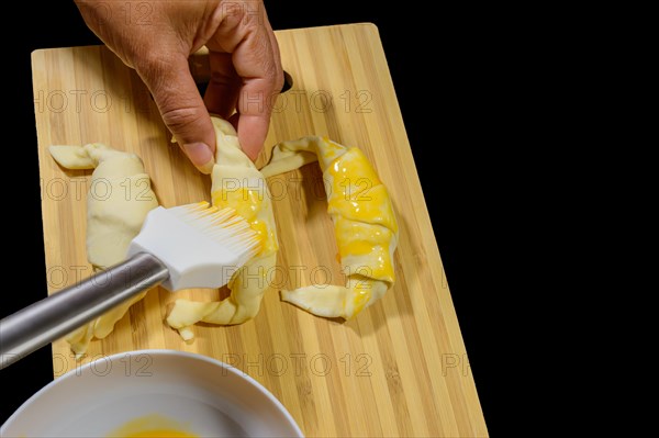 Preparation of croissants