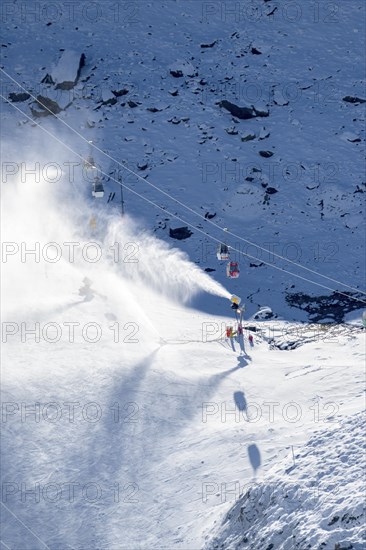 Snow cannons