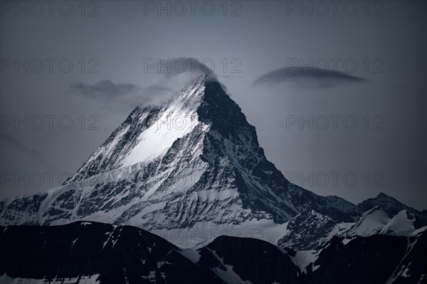 Schreckhorn in the morning light