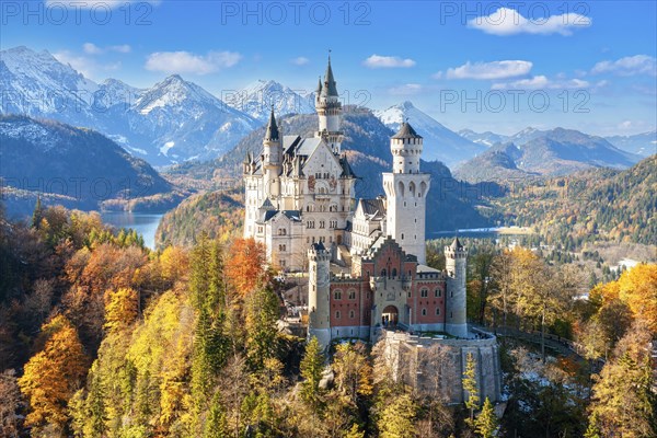 Neuschwanstein Castle in autumn