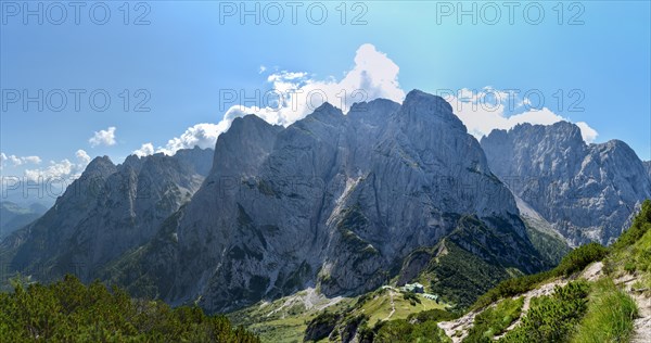 The Stripsenjochhaus in the Wilder Kaiser with the Predigtstuhl