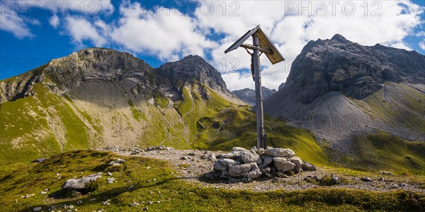 Field cross at Rappensee