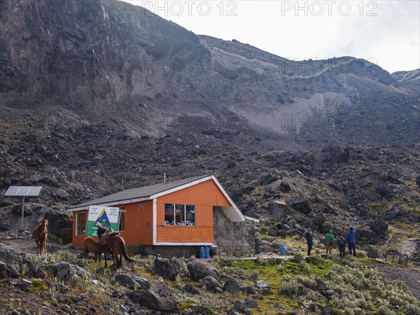 Refugio Nuevos Horizontes hut below the Ilinizas