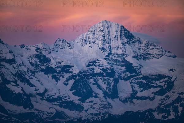 Summit of the Moench in the morning light