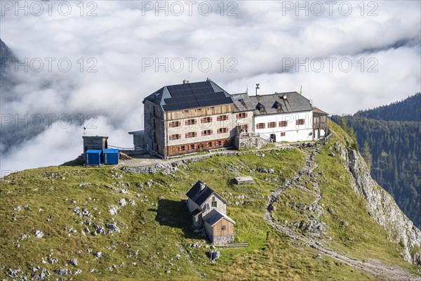 Mountain hut Watzmannhaus