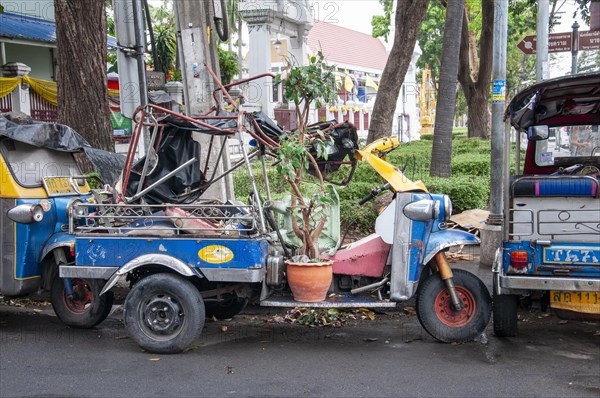 Old disused tuk tuk