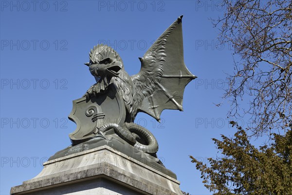 Basilisk von Ferdinand Schloeth in Basel