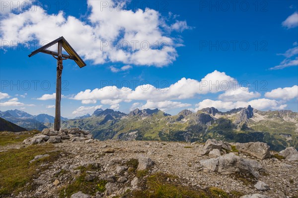 Field cross at the Rappensee