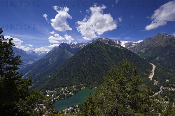 Mountain lake Lac de Champex