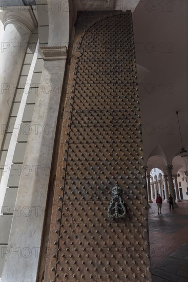 Left gate wing of the Palazzo Ducale