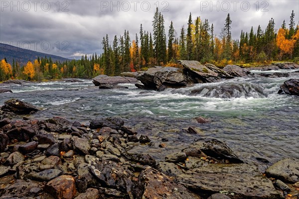 River Kamajakka near Kvikkjokk