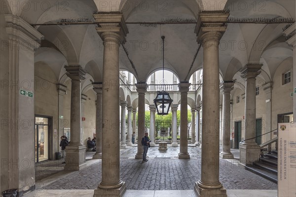 Porch and courtyard of Palazzo Balbi Senarega