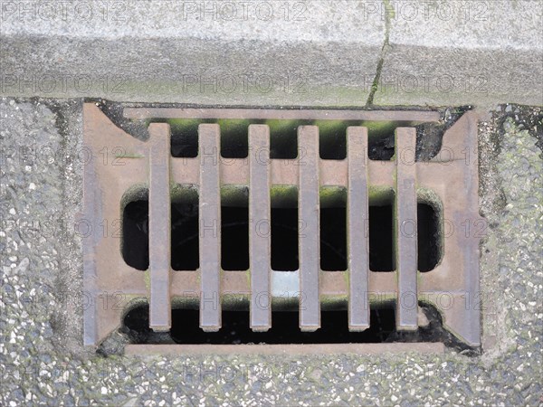Drain manhole detail