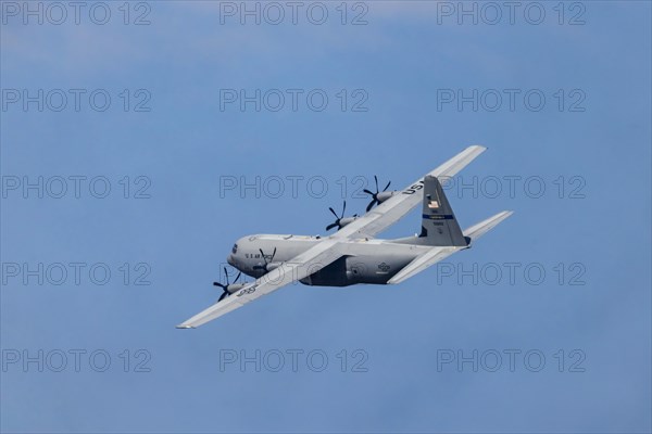 Lockheed Martin C-130J-30 Hercules