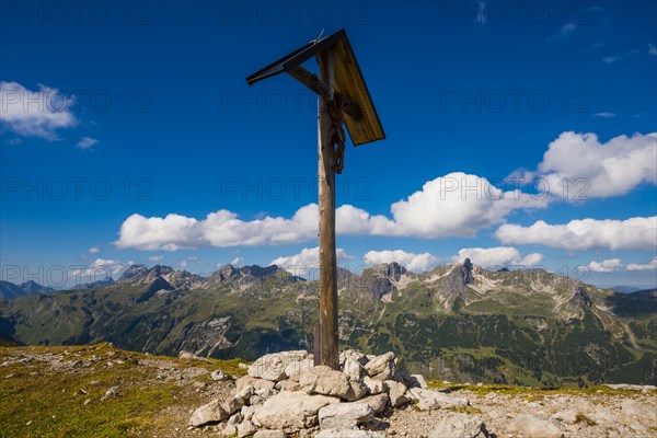 Field cross at the Rappensee