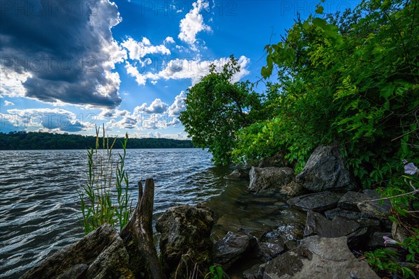 Hudson River at the Mills Norrie State Park