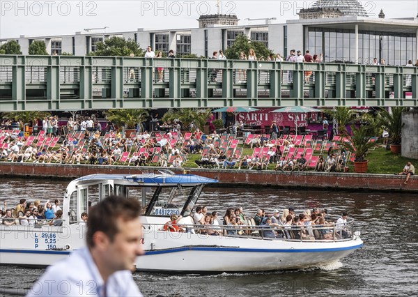 Excursion boat