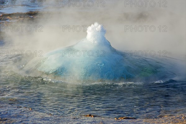 Superheated water swelling upwards before eruption of Strokkur