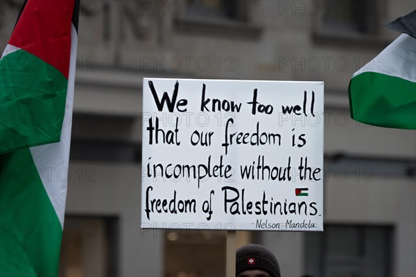 Hundreds of people take part in a pro-Palestine demonstration in Frankfurt am Main on 23 December 2023. The demonstration is accompanied by a massive police presence. Since a terrorist attack by Hamas on Israel on 7 October 2023 and Israel's subsequent intervention in the Gaza Strip