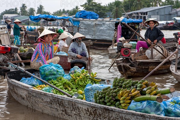 Floating market