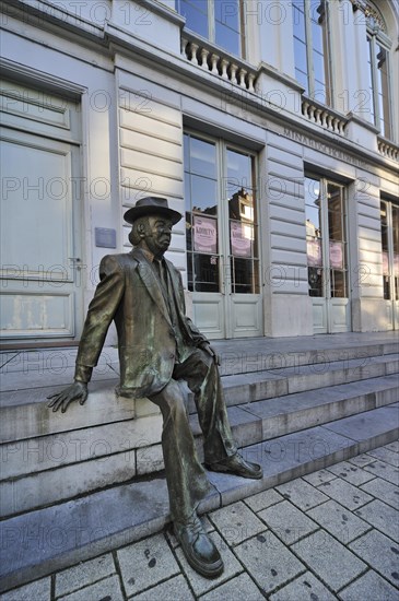 Statue of actor comedian Romain De Coninck in front of the Minard Theatre at Ghent