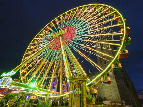 Ferris wheel in front of St Peter's Church at Petrikirchhof