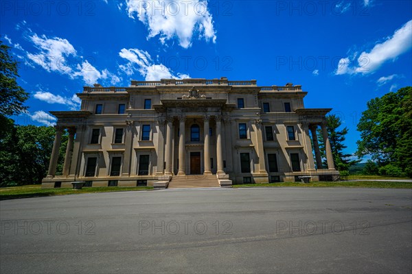 Vanderbilt Mansion National Historic Site