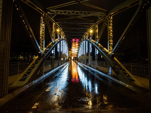 Rainy Waasenbruecke