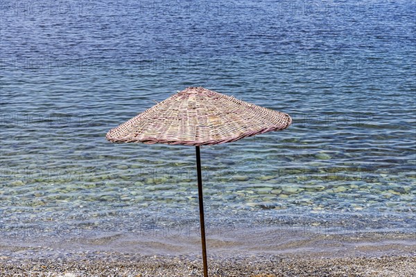 Woven parasol