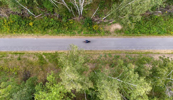 Aerial view of cyclists on the Wall Trail in Berlin Marienfelde. The Wall Trail marks the course of the former GDR border fortifications to West Berlin