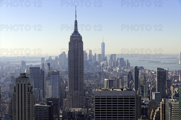 Panorama from the Top of the Rock viewing platform in Rockefeller Center to the Empire State Building and downtown Manhattan