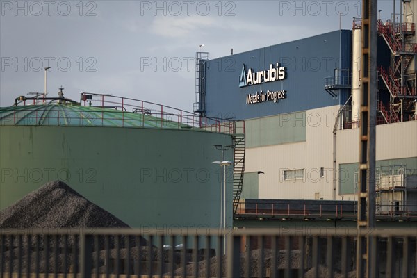 Logo and lettering Aurubis Metal for Progress on a factory building at the Aurubis AG plant