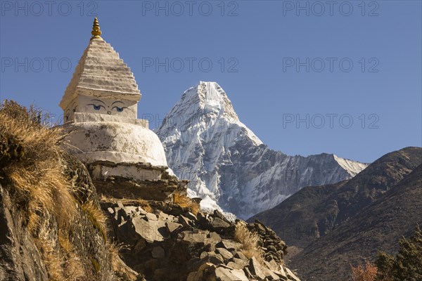 Six-thousander Ama Dablam