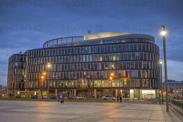 Metropolitan office building business centre