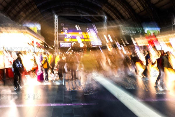 Dense crowds at Frankfurt Central Station. Around half a million people pass through the station halls every day