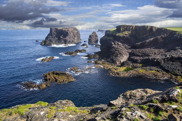 Sea stacks and sea cliffs at Eshaness