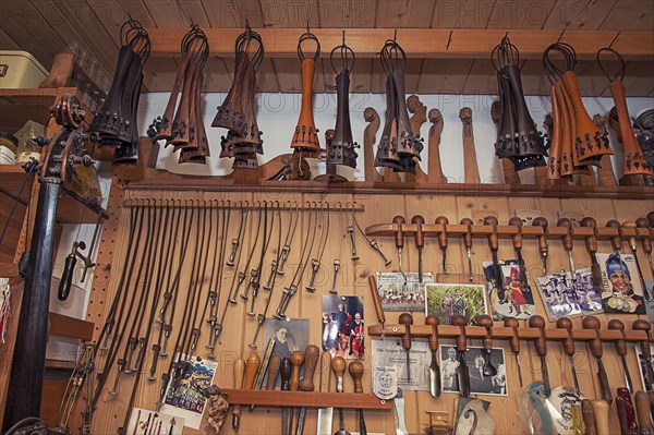 Violin making workshop of violin maker Rainer Leonhardt