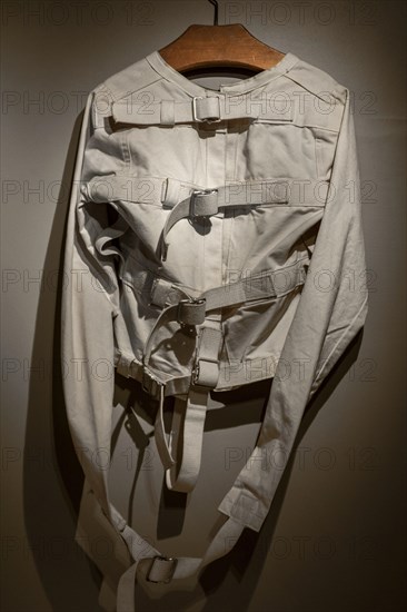 Straitjacket