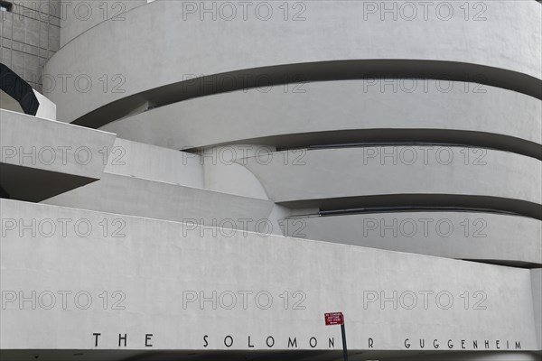 Solonom R. Guggenheim Museum at Night