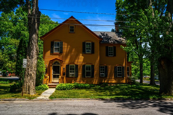 Historic Huguenot Street